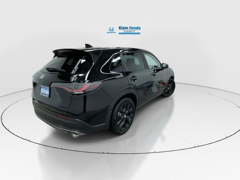 Certified 2025 Honda HR-V Sport image 2