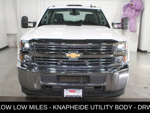 Used 2016 Chevrolet Silverado 3500 W/T AWD/4WD image 2