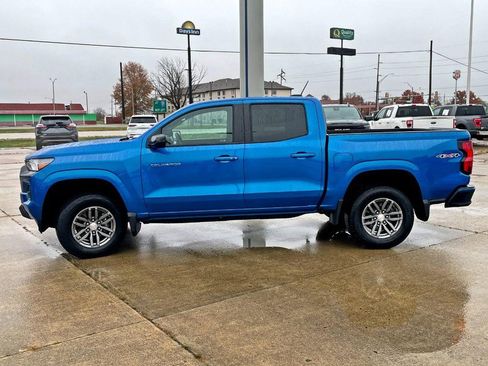 Used 2024 Chevrolet Colorado LT w/ LT Convenience Package image 8