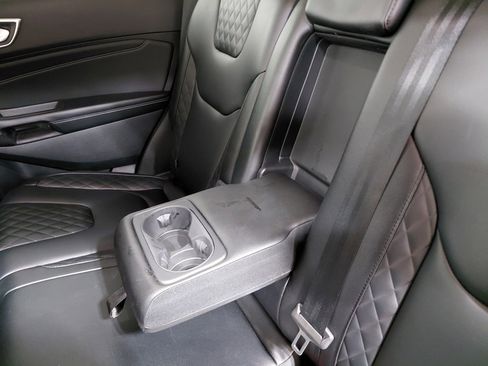 Used 2024 Ford Edge Titanium image 40