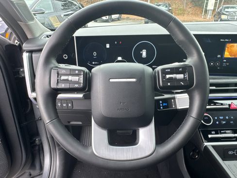 Certified 2025 Hyundai Santa Fe Limited image 24