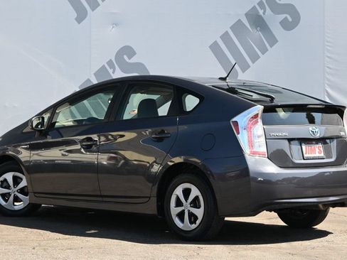 Used 2015 Toyota Prius Three FWD image 7