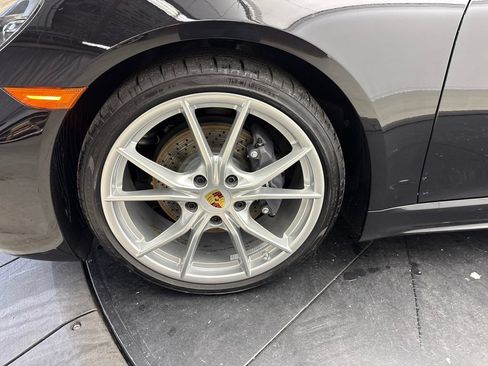 Certified 2025 Porsche 718 Cayman RWD image 15