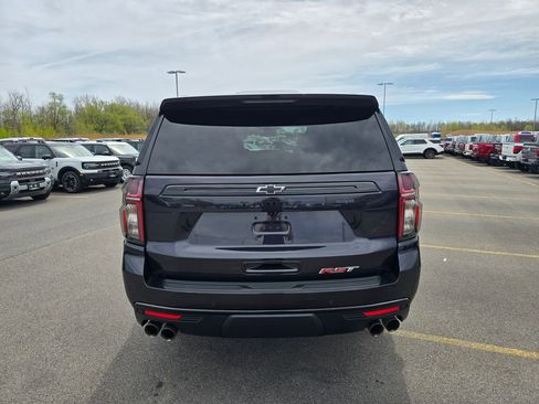 Used 2024 Chevrolet Tahoe RST w/ Sport Performance Package AWD/4WD image 6