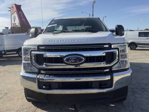 Used 2020 Ford F250 XLT image 2