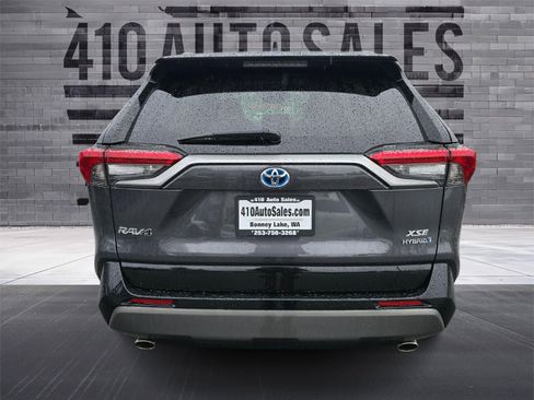 Used 2020 Toyota RAV4 XSE w/ XSE Grade Weather Package AWD/4WD image 4