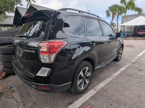 Used 2018 Subaru Forester 2.5i Limited AWD/4WD image 12