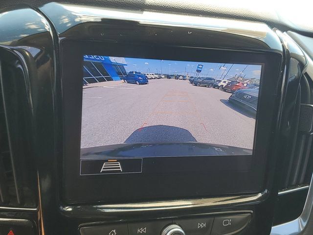 Used 2021 Chevrolet Traverse LT FWD image 28