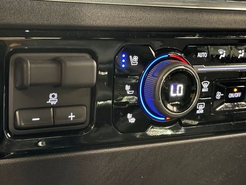 Used 2025 Chevrolet Silverado 1500 LTZ w/ Z71 Off-Road Package image 26