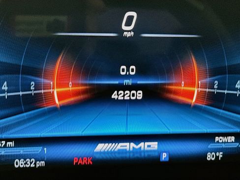 Used 2023 Mercedes-Benz C 43 AMG 4MATIC Sedan image 9