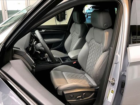 Certified 2025 Audi SQ5 Premium Plus w/ Premium Plus Package image 7