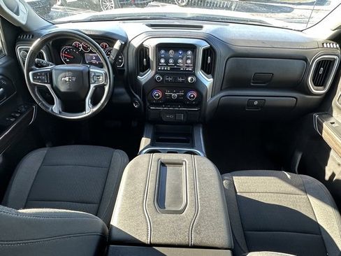 Used 2022 Chevrolet Silverado 1500 LT Trail Boss w/ Bed Protection Package image 31