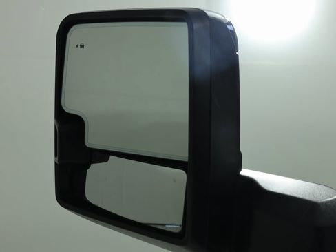 Used 2022 Chevrolet Silverado 2500 LTZ w/ LTZ Convenience Package image 18