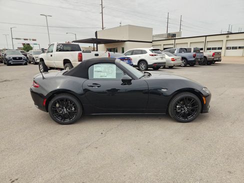 New 2026 MAZDA MX-5 Miata Club RWD image 7