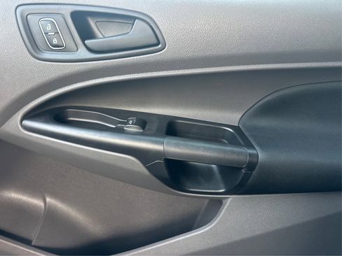 Used 2022 Ford Transit Connect XL image 29