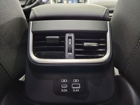 Certified 2025 Subaru Outback Onyx Edition image 32