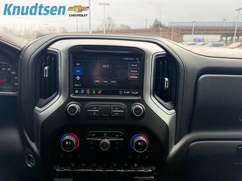 Used 2020 Chevrolet Silverado 2500 LTZ w/ LTZ Plus Package image 23