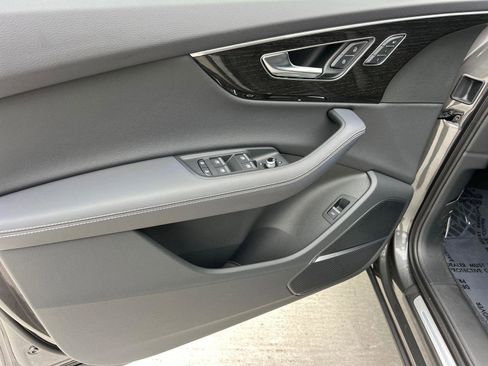 New 2025 Audi Q7 3.0T Premium Plus image 10