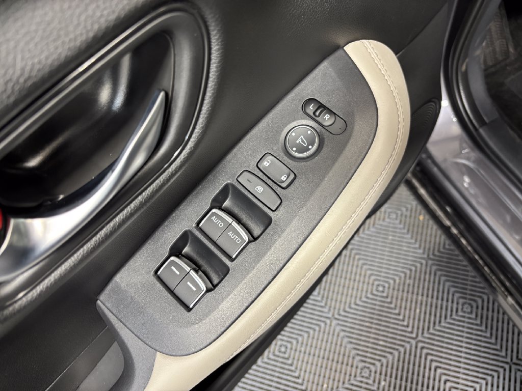 New 2027 Honda HR-V EX-L image 24
