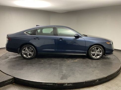 Used 2024 Honda Accord EX image 8