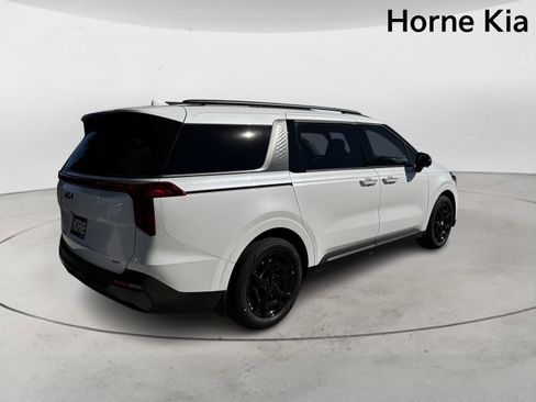 New 2026 Kia Carnival SX w/ SX Dark Edition Package image 3