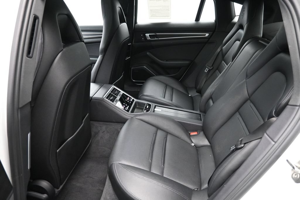 Certified 2023 Porsche Panamera Platinum Edition RWD image 7
