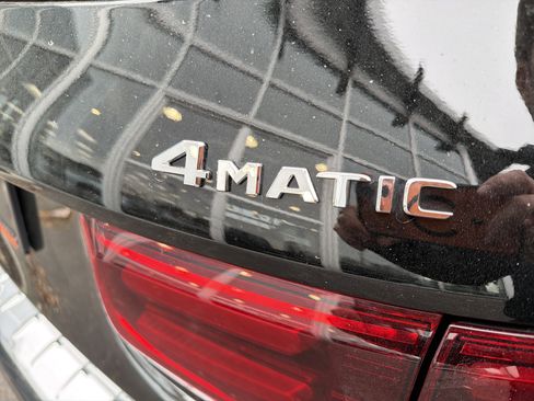 Used 2026 Mercedes-Benz GLB 250 4MATIC image 8