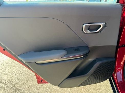 New 2025 Kia K4 FWD image 9