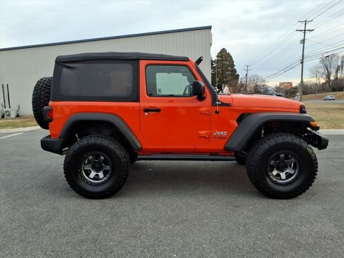 Used 2020 Jeep Wrangler Sport image 3