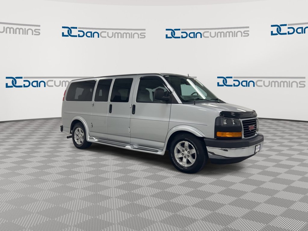 Used 2014 GMC Savana 1500 RWD image 2