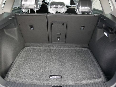 New 2026 Volkswagen Taos SE AWD/4WD image 6
