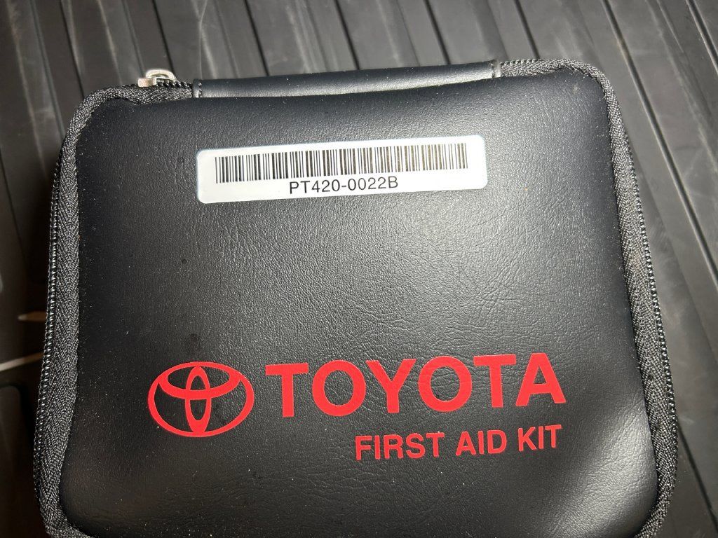 Used 2026 Toyota Camry LE w/ Convenience Package AWD/4WD image 19
