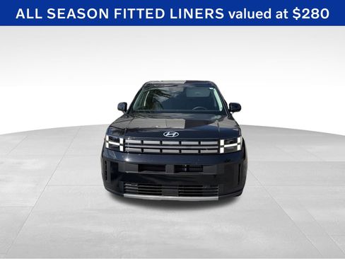 Used 2025 Hyundai Santa Fe SE FWD image 2