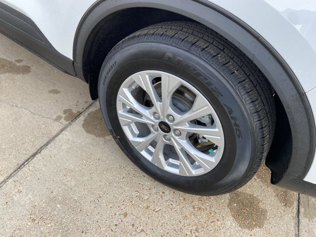 Used 2025 Ford Escape Active FWD image 30