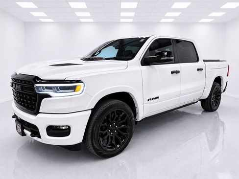 Used 2025 RAM 1500 Limited AWD/4WD image 3