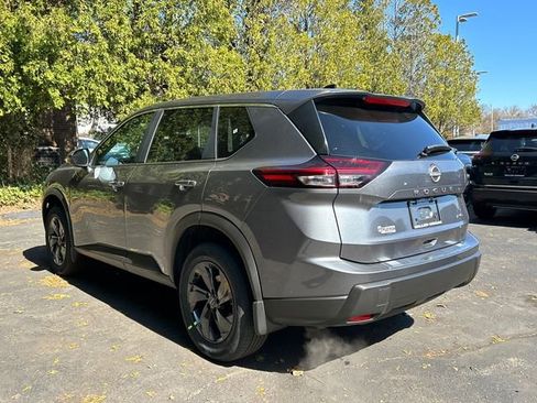 New 2026 Nissan Rogue SV w/ Cold Weather Package AWD/4WD image 4