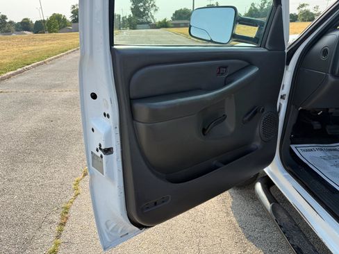 Used 2007 Chevrolet Silverado 3500 2WD Regular Cab image 23
