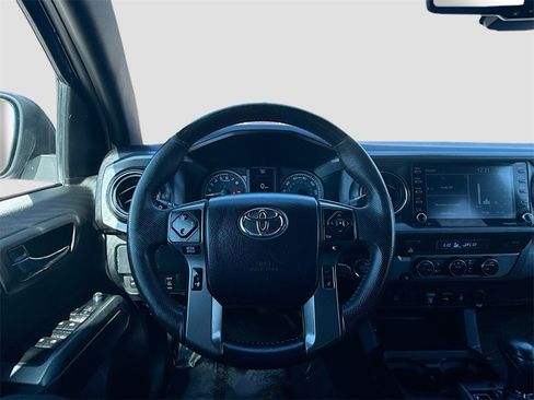 Used 2023 Toyota Tacoma TRD Off-Road image 11
