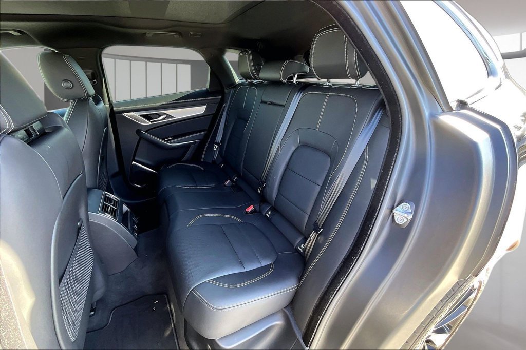 Used 2024 Jaguar F-PACE R-Dynamic S AWD/4WD image 20