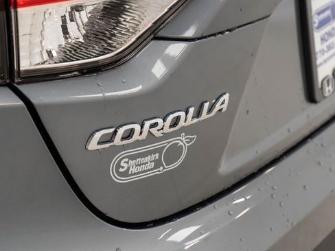 Used 2025 Toyota Corolla LE image 9