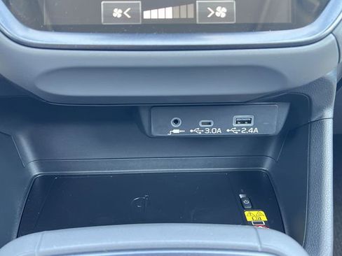 New 2026 Subaru Crosstrek 2.5i Limited w/ Crosstrek Mirror Package AWD/4WD image 15