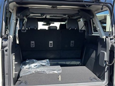 New 2025 Ford Bronco Badlands image 13