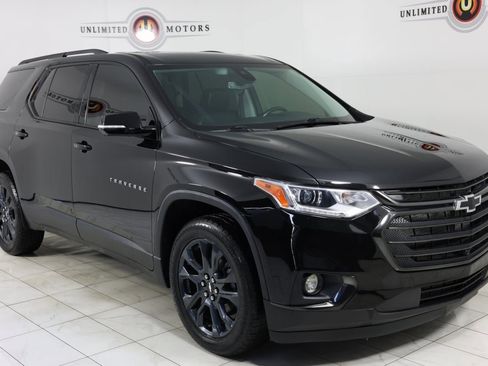 Used 2020 Chevrolet Traverse RS w/ LPO, Floor Liner Package image 40
