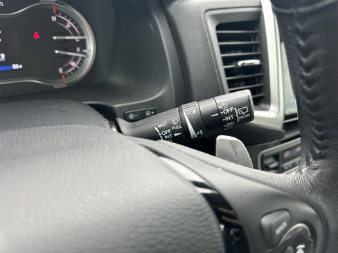 Used 2017 Honda Pilot Touring image 25
