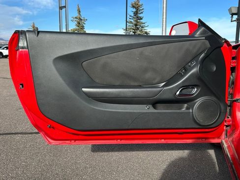 Used 2010 Chevrolet Camaro LT image 16