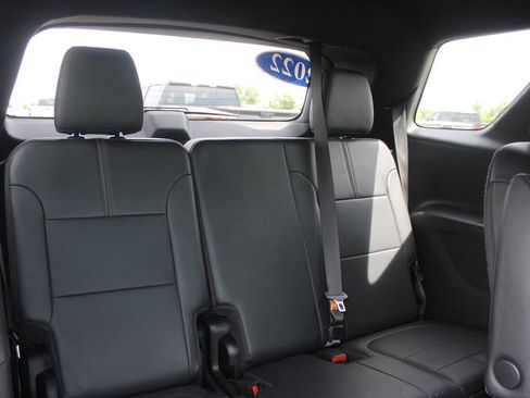 Used 2022 Chevrolet Traverse RS FWD image 33