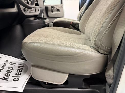 Used 2024 Chevrolet Express 3500 LT w/ LT Preferred Equipment Group RWD image 12