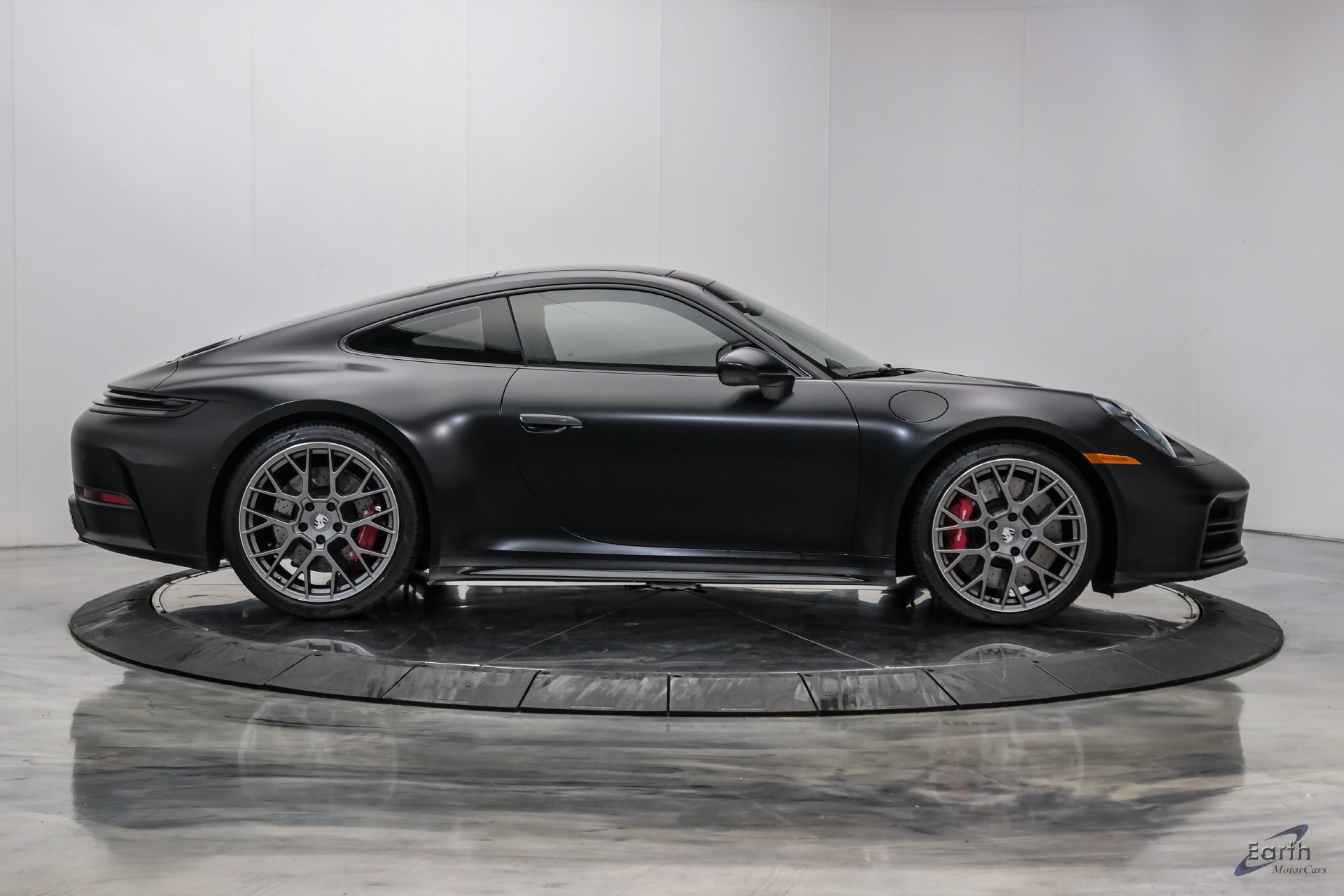 Used 2025 Porsche 911 Carrera S RWD image 18