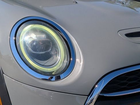 Used 2020 MINI Cooper S image 9