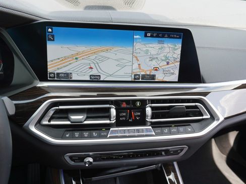 Used 2019 BMW X5 xDrive40i w/ Off-Road Package AWD/4WD image 16